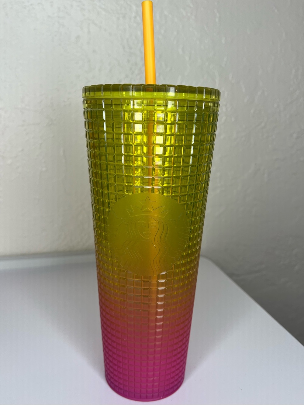 Starbucks 24oz Pink & Green Gradient Grid Cold Cup